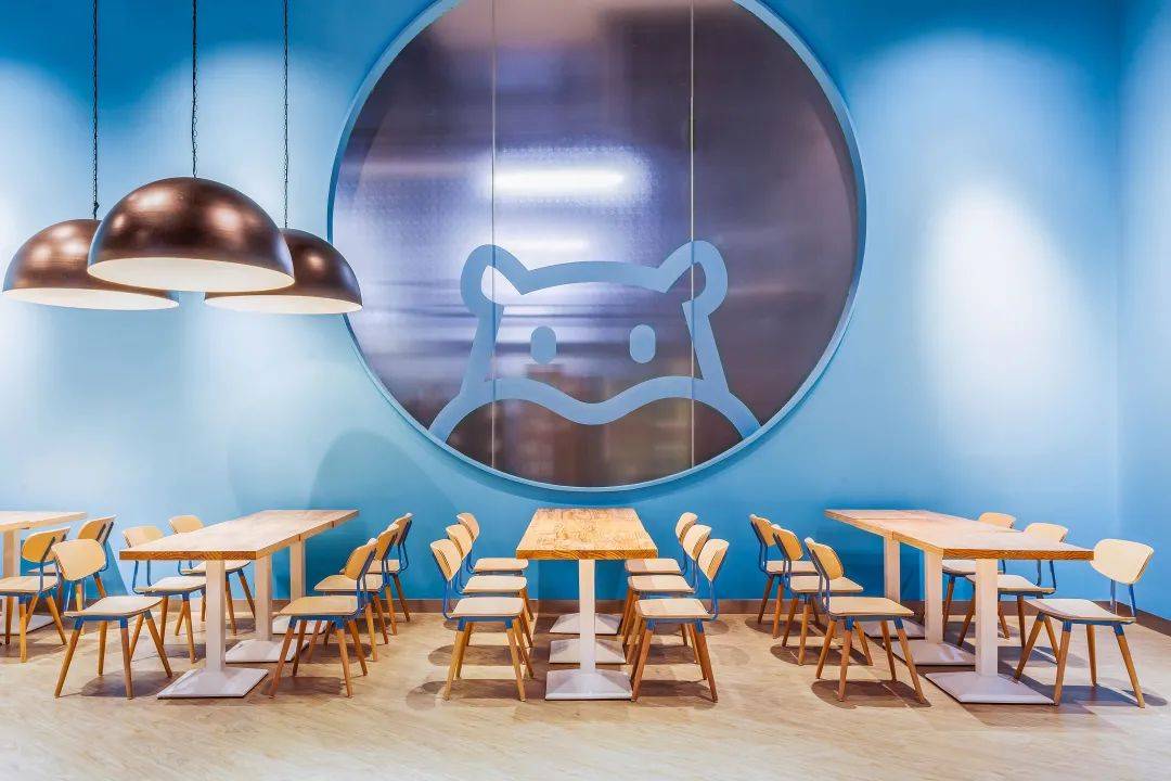 真功夫阿里巴巴盒马机器人餐厅，打造未来概念的餐饮空间设计
